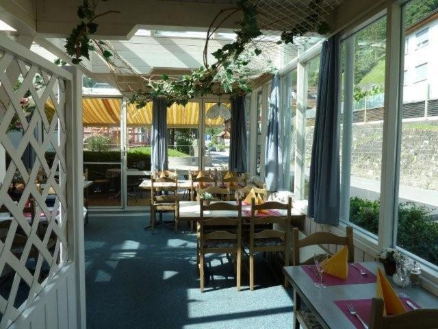 Hotel Sternen Sisikon Bagian luar foto
